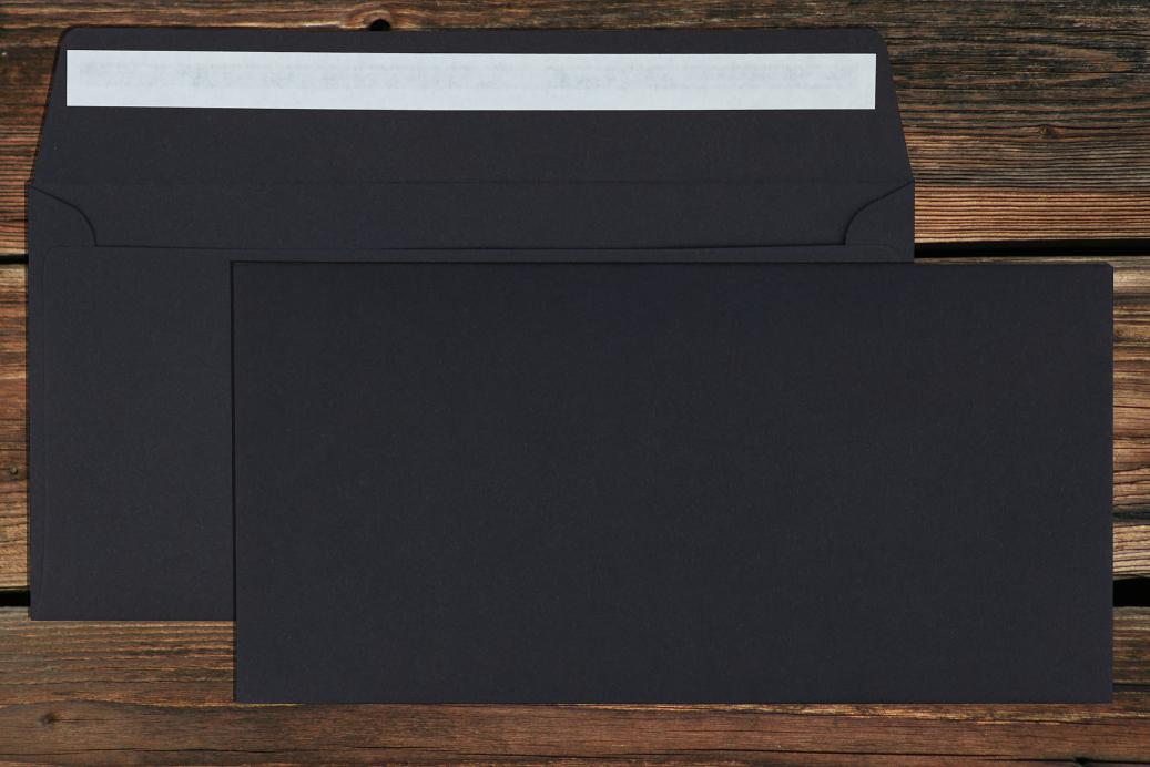 Briefhüllen DL 110x220 mm Haftklebend Schwarz 110 g/qm